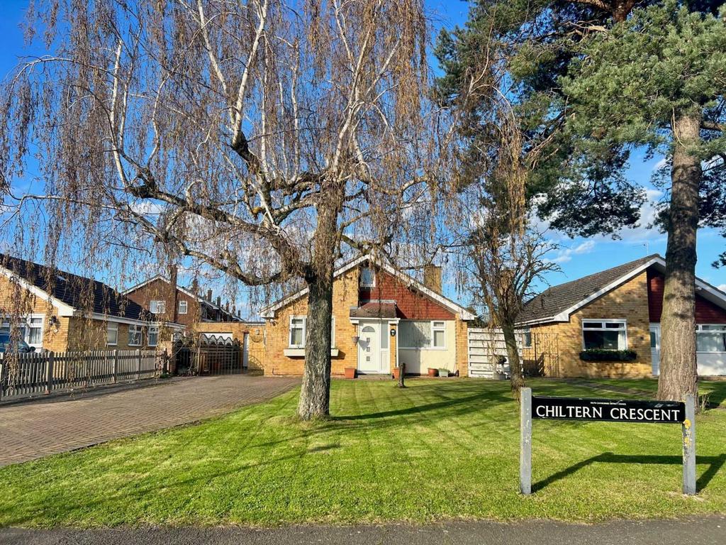 Chiltern Crescent, Wallingford 4 bed detached house for sale £600,000