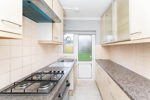 34 Ribchester Avenue, Perivale, Greenford, UB6 8TG