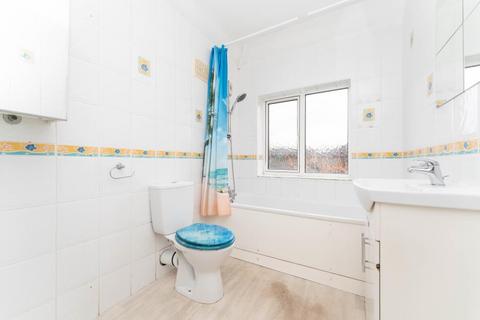 34 Ribchester Avenue, Perivale, Greenford, UB6 8TG