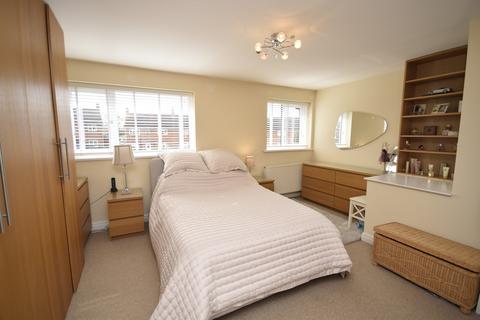 3 bedroom semi-detached house for sale, Cross O'th Hill Road, Nomans Heath