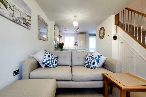 2 bedroom semi-detached house to rent, Grampound