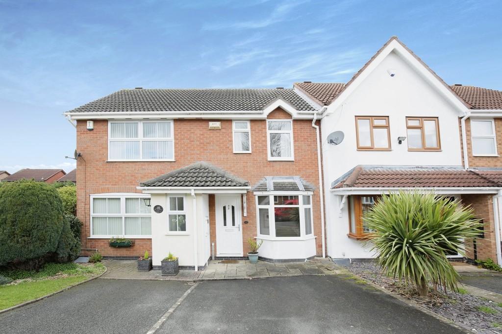 Radford Close, Atherstone 2 bed terraced house for sale £180,000