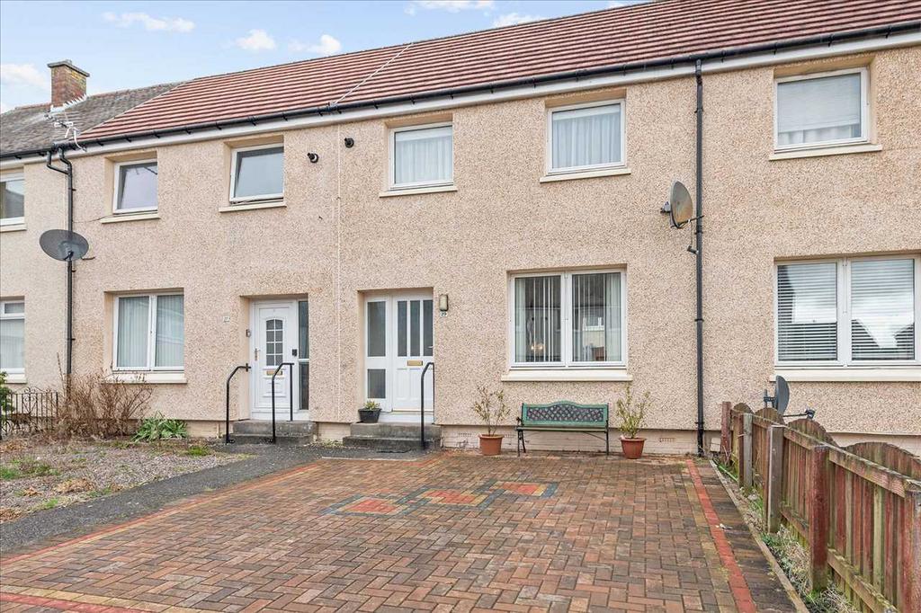 Gairdoch Drive, Carronshore 2 bed terraced house £109,000