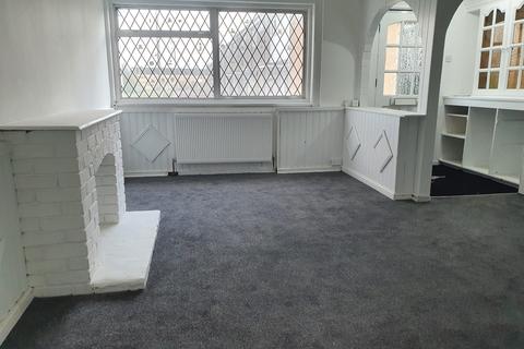 3 bedroom terraced house to rent, Thrales Close, Luton, LU3