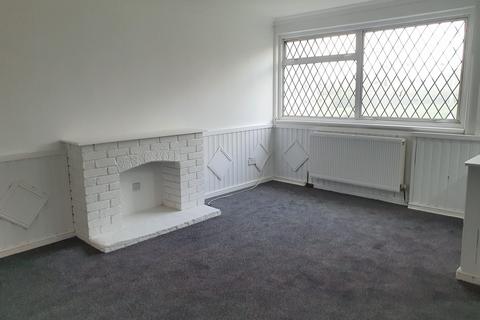 3 bedroom terraced house to rent, Thrales Close, Luton, LU3