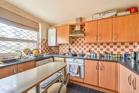 41 The Quarterdeck, London, E14 8SH