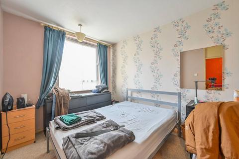 41 The Quarterdeck, London, E14 8SH