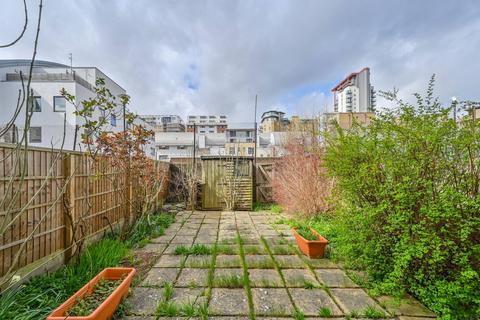 41 The Quarterdeck, London, E14 8SH