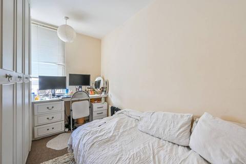 41 The Quarterdeck, London, E14 8SH