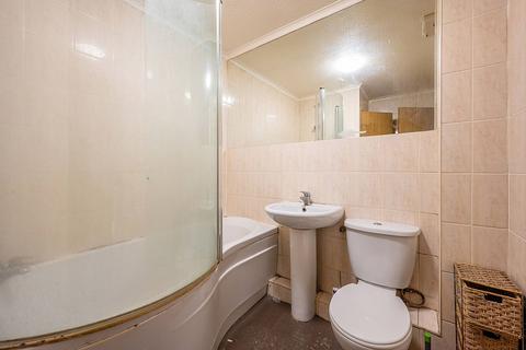 54 Wicket Road, Perivale, Greenford, UB6 8YJ