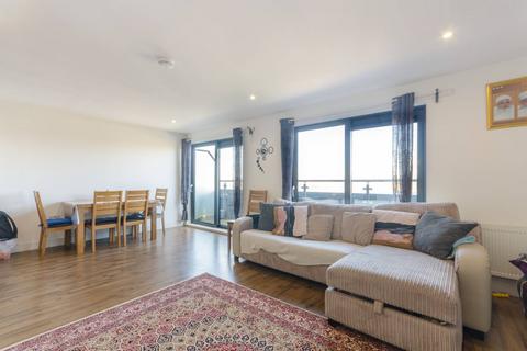 2 bedroom flat for sale - Ewell Road, Tolworth, Surbiton, KT6