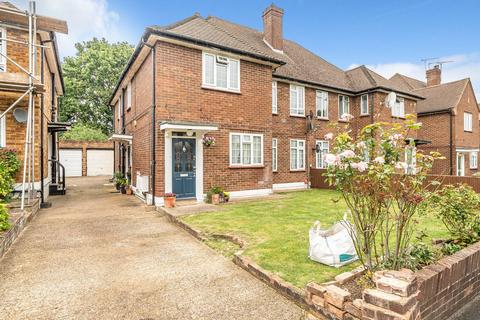 175 Tolcarne Drive, Pinner, HA5 2DN
