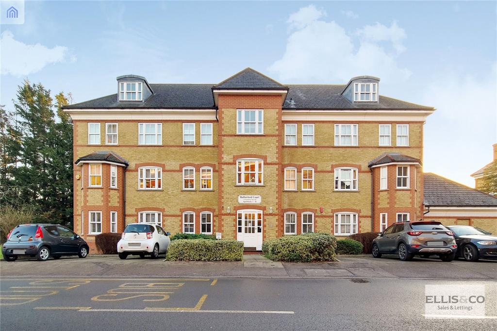 London, London N21 3 bed apartment for sale £450,000