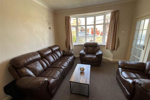 134 Handsworth Crescent, Sheffield, S9 4BR