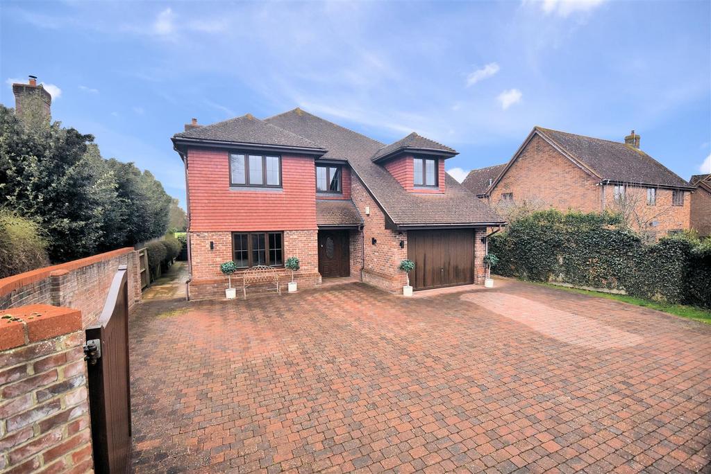 Church Lane, Weston Turville HP22 5 bed detached house for sale £
