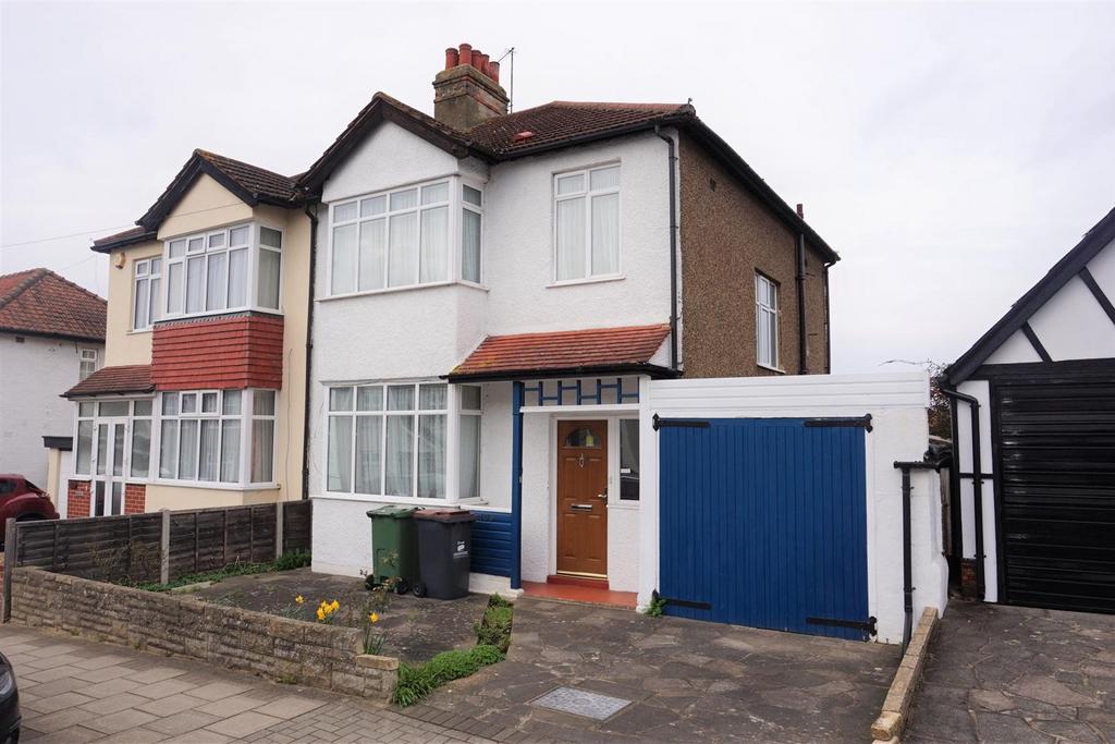 Southlands Road, Bromley 3 bed semidetached house for sale £600,000