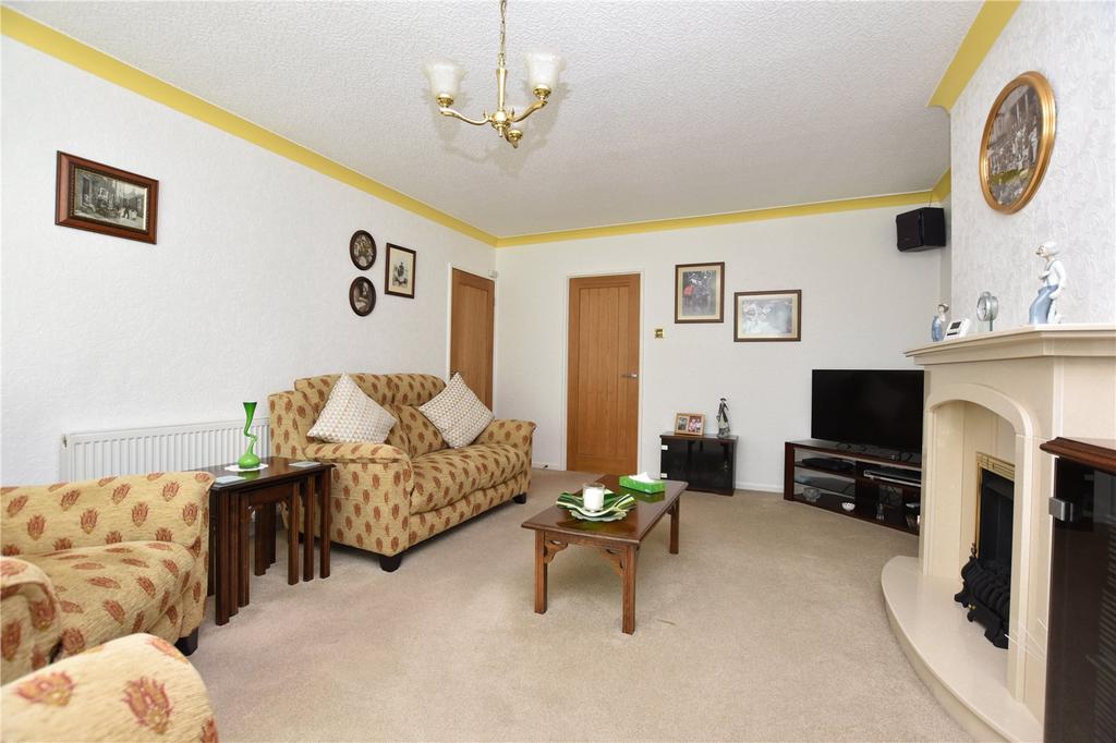 Croft House Way, Morley, Leeds, West Yorkshire 2 bed bungalow for sale