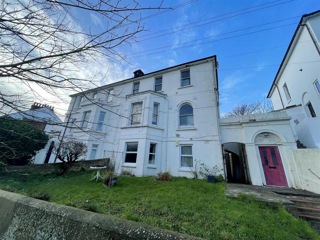 Richmond Road, Brighton BN2 1 bed flat £1,000 pcm (£231 pw)