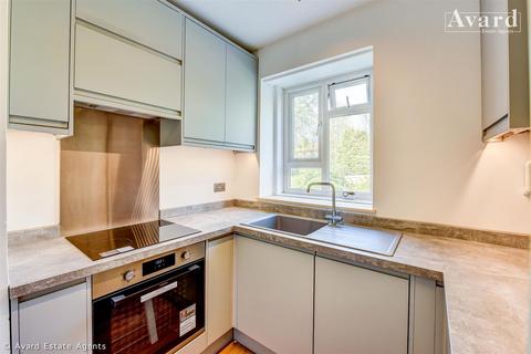 2 bedroom flat to rent, Grovesnor Court, Varndean Road, Brighton BN1