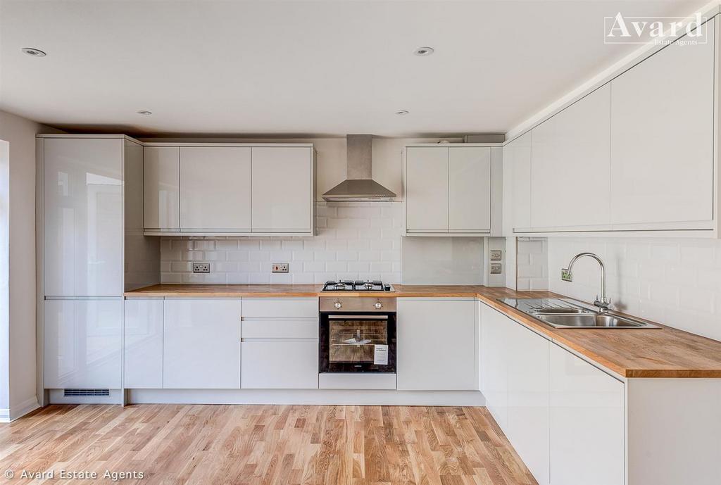 Reigate Road, Worthing BN11 2 bed flat £289,950