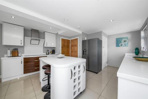 54 Farnaby Road, Bromley, BR1 4BJ