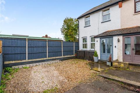 20 Southdown Road, Carshalton, SM5 4LT