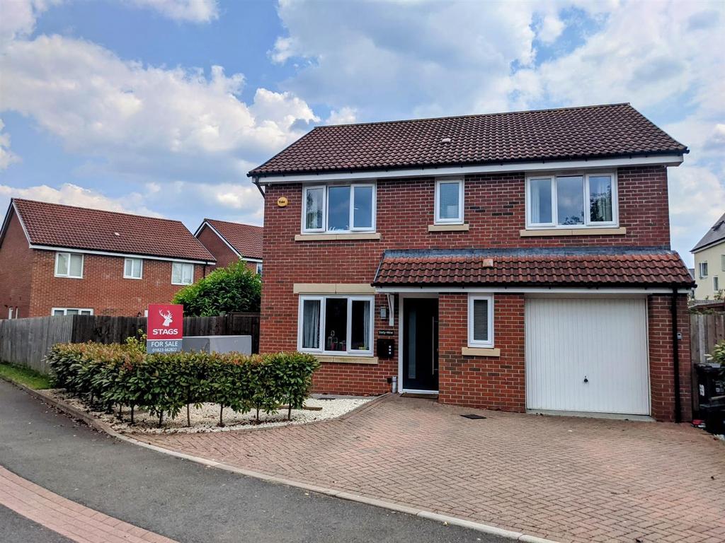 Mills Drive, Wellington 4 bed detached house for sale £385,000