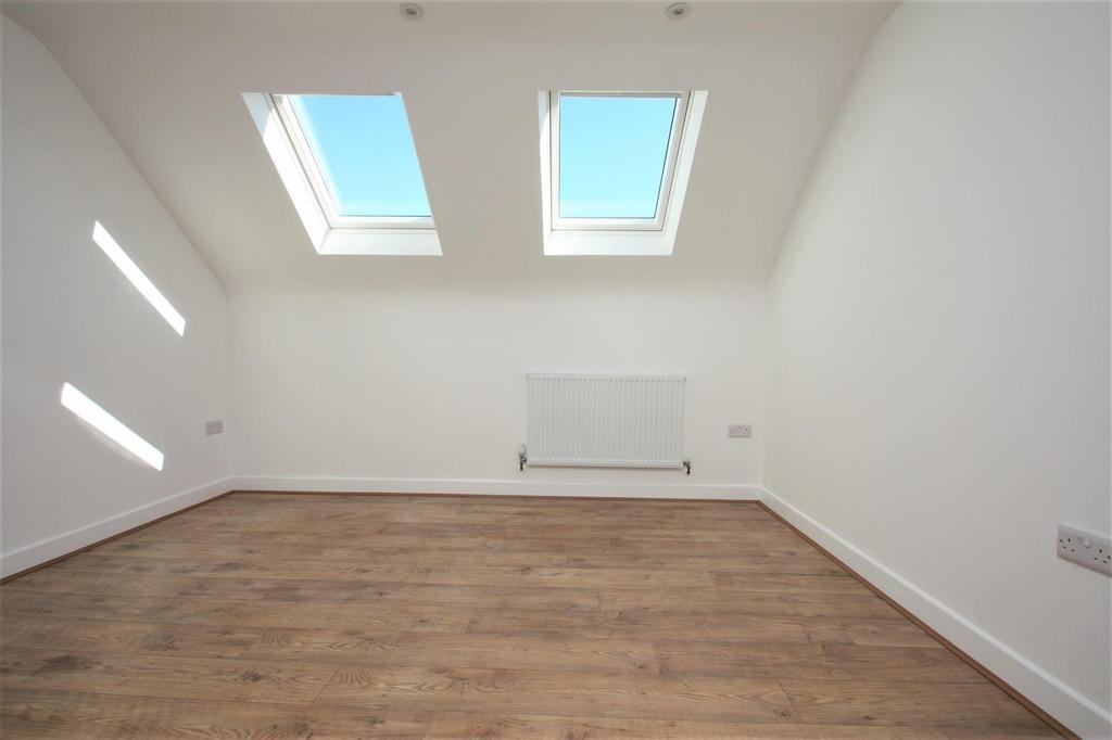 Reigate Road, Worthing BN11 2 bed flat £225,000