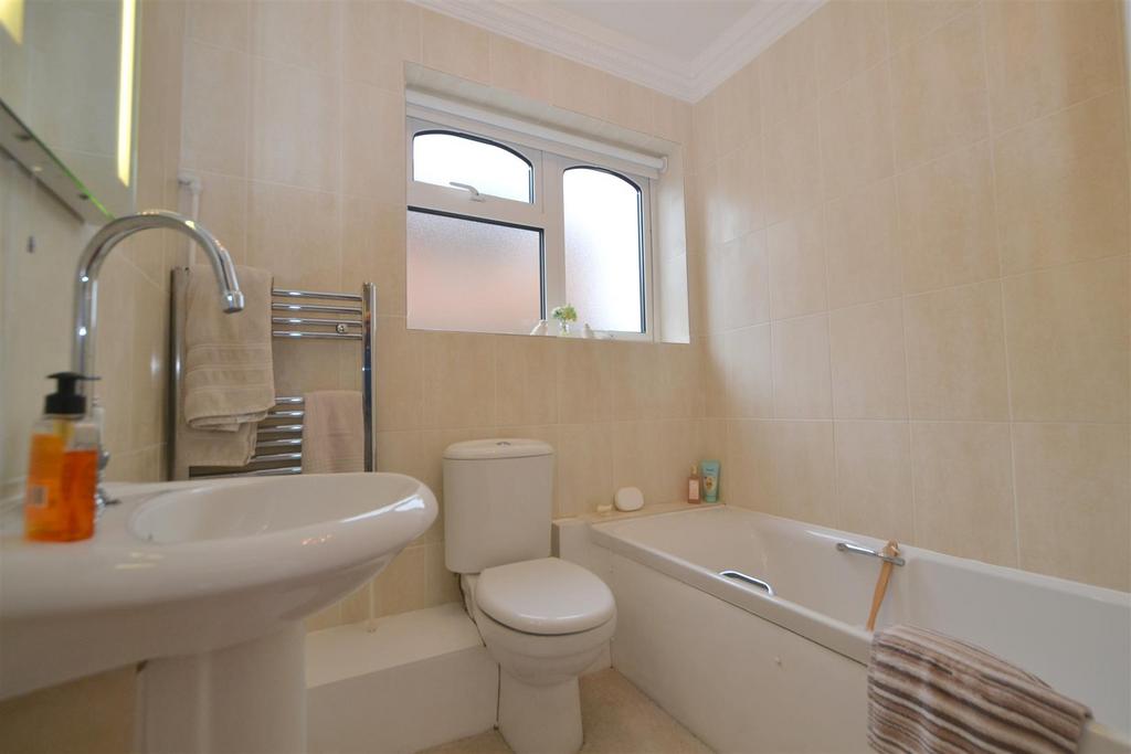 Bathroom.JPG