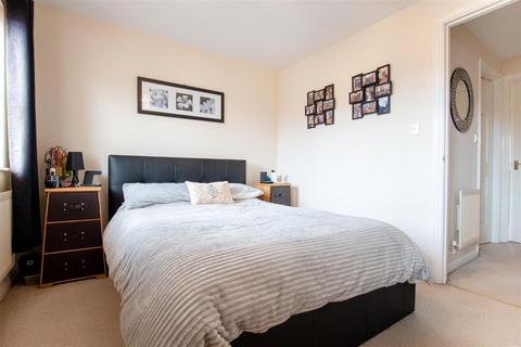 28 Butterfields, Wellingborough, NN8 2PZ