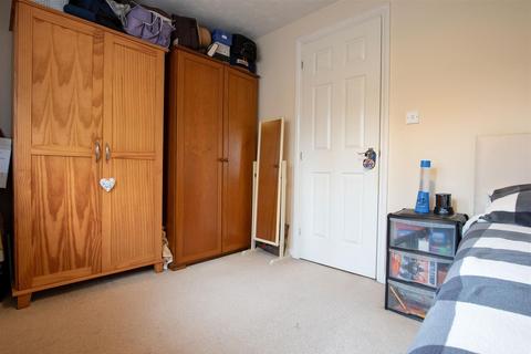 28 Butterfields, Wellingborough, NN8 2PZ