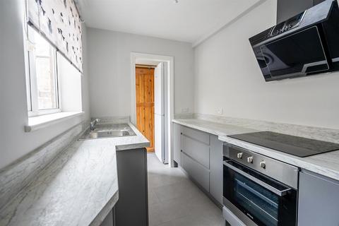 2 bedroom terraced house to rent - Bright Street, Leeman Road, York, YO26 4XS