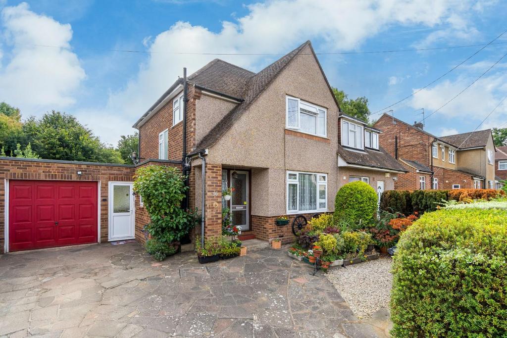 Little Reeves Avenue, Amersham... 3 bed semidetached house £675,000