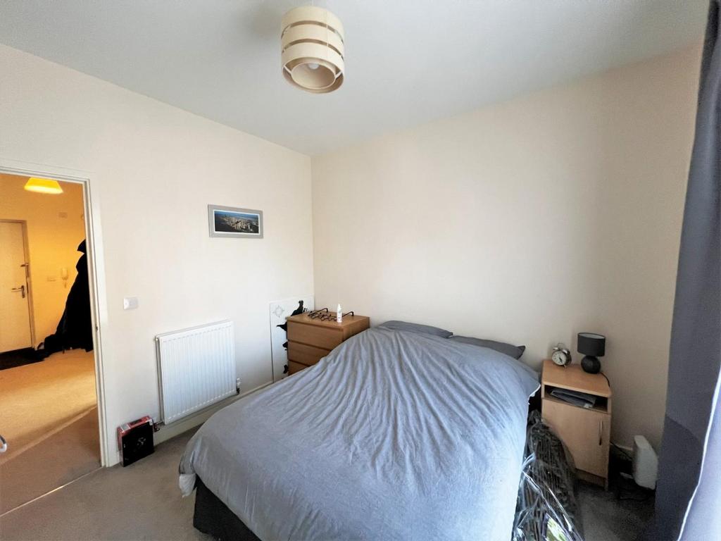 7. bedroom 2 .jpg