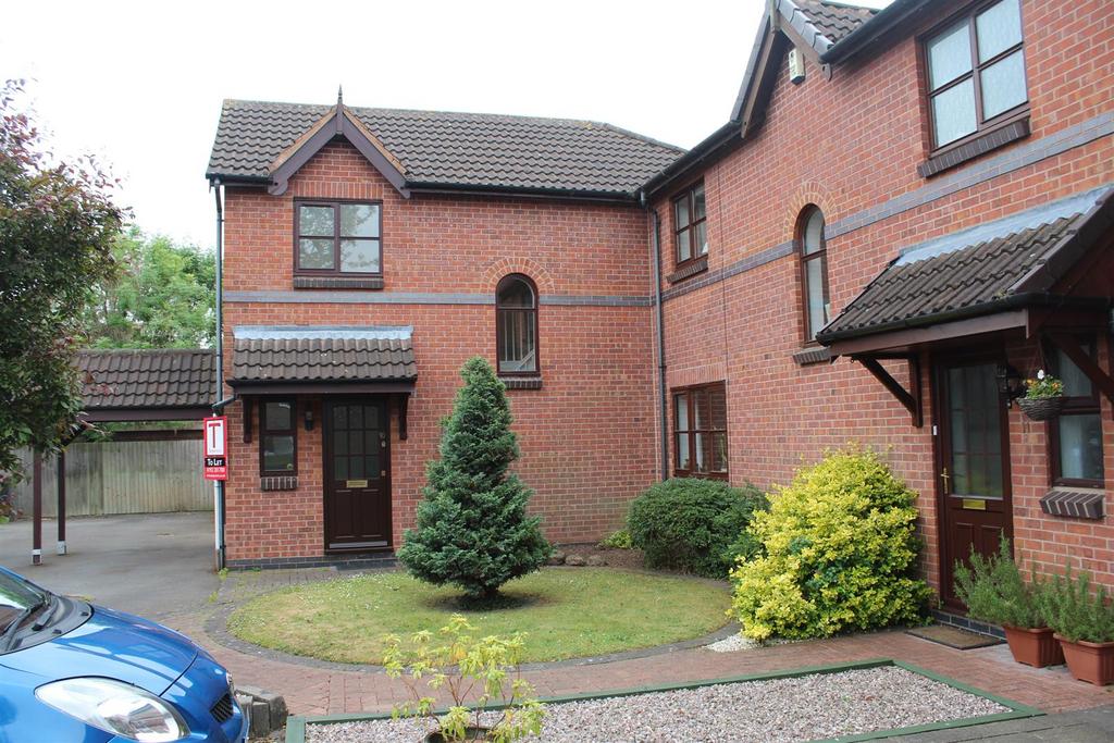 Shepherds Court, Newport 3 bed semidetached house £800 pcm (£185 pw)