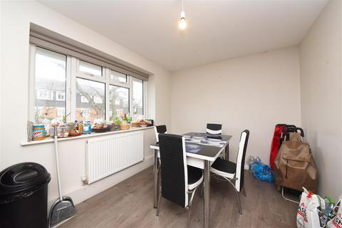 4 bedroom apartment for sale, Willow House, East Finchley, N2