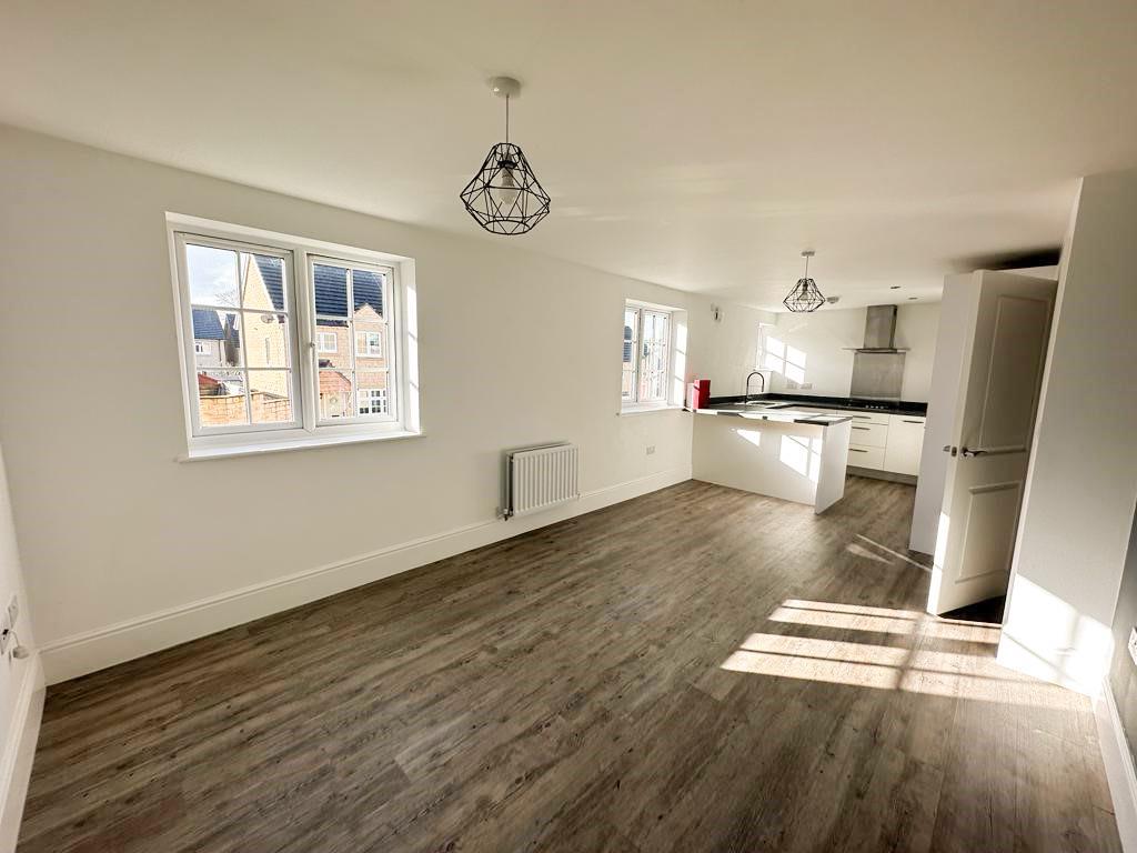 Willow Avenue, Steeton 2 bed apartment £695 pcm (£160 pw)