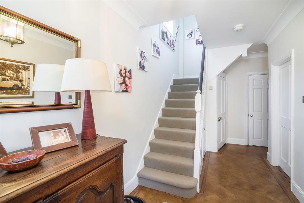 Staveley Road, W4 - FOR SALE