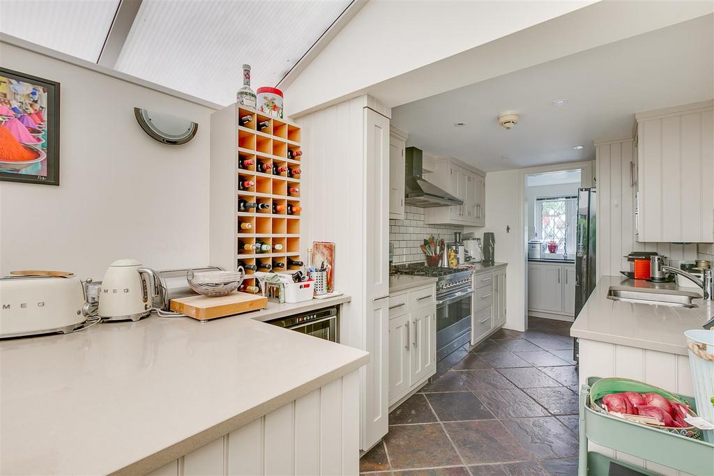 Staveley Road, W4 - FOR SALE