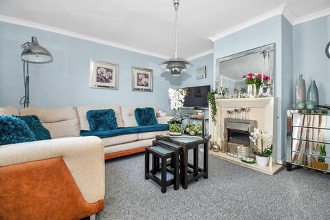 5 Coppice Wood Close, Guiseley, Leeds, LS20 9JR