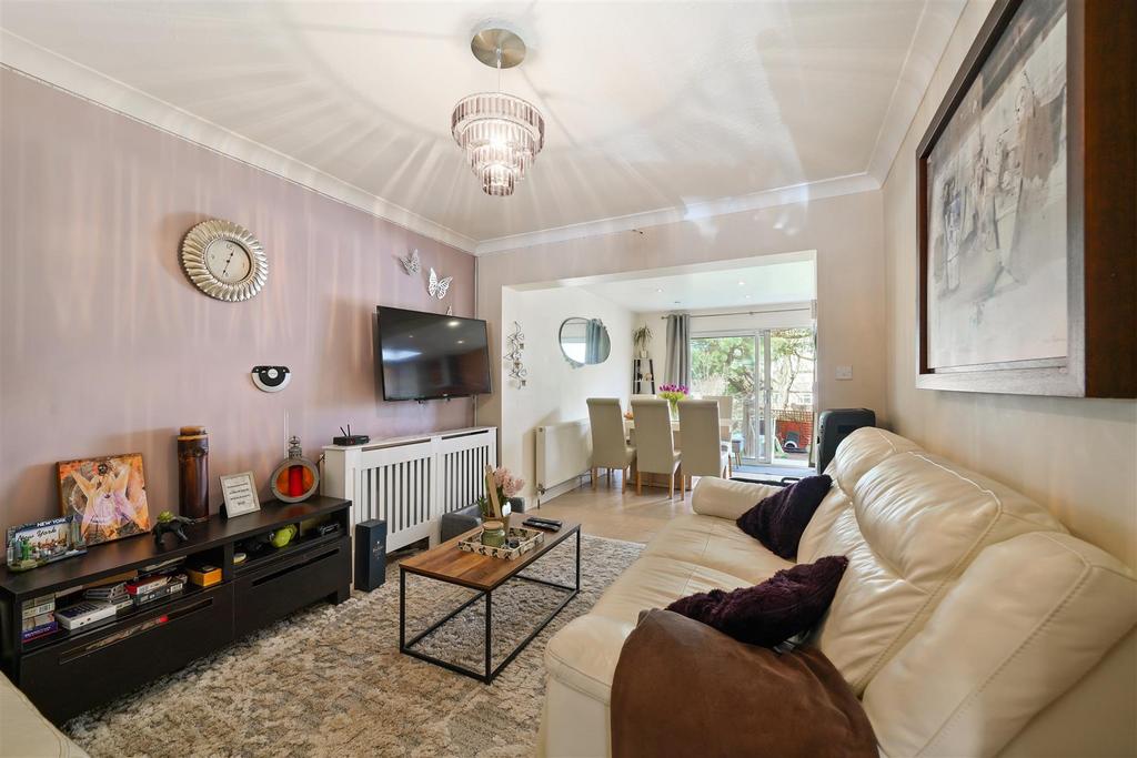 63 Danemead Grove Northolt, Ealing - Ppx LLQvg Ei2 Vy
