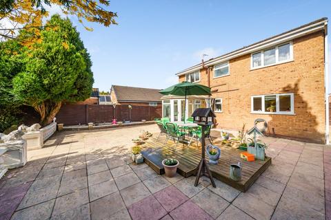 20 Beaumaris Close, Leigh, WN7 5BP