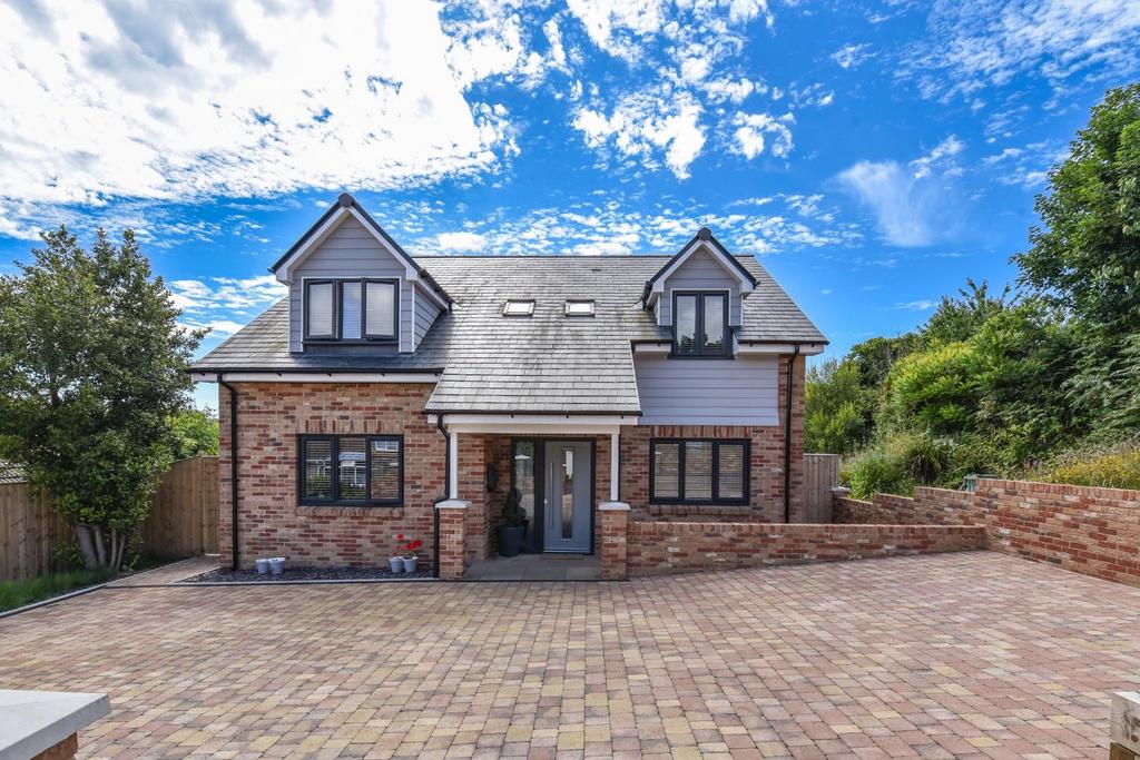 Orchard Road, Shanklin 4 bed detached house for sale £620,000