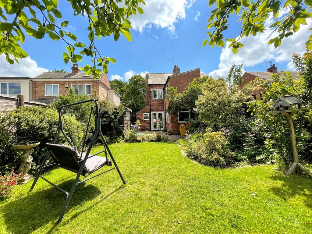 Whinfield Road, Darlington 3 bed semidetached house £150,000