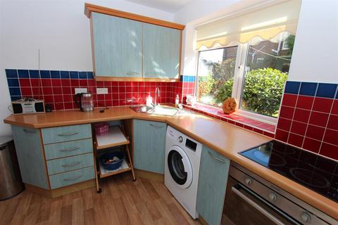 108 Mansfield Hill, London, E4 7JS