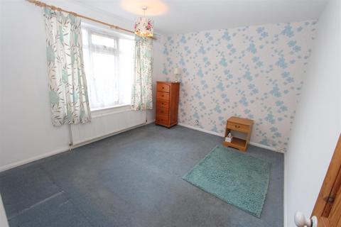 108 Mansfield Hill, London, E4 7JS