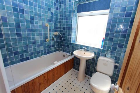 108 Mansfield Hill, London, E4 7JS