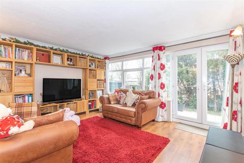 4 Green Place, Crayford, Dartford, DA1 4JR
