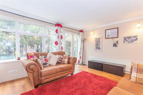 4 Green Place, Crayford, Dartford, DA1 4JR