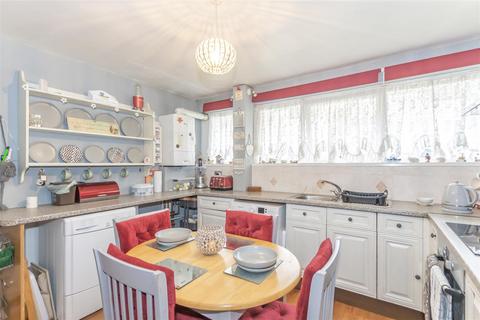 4 Green Place, Crayford, Dartford, DA1 4JR